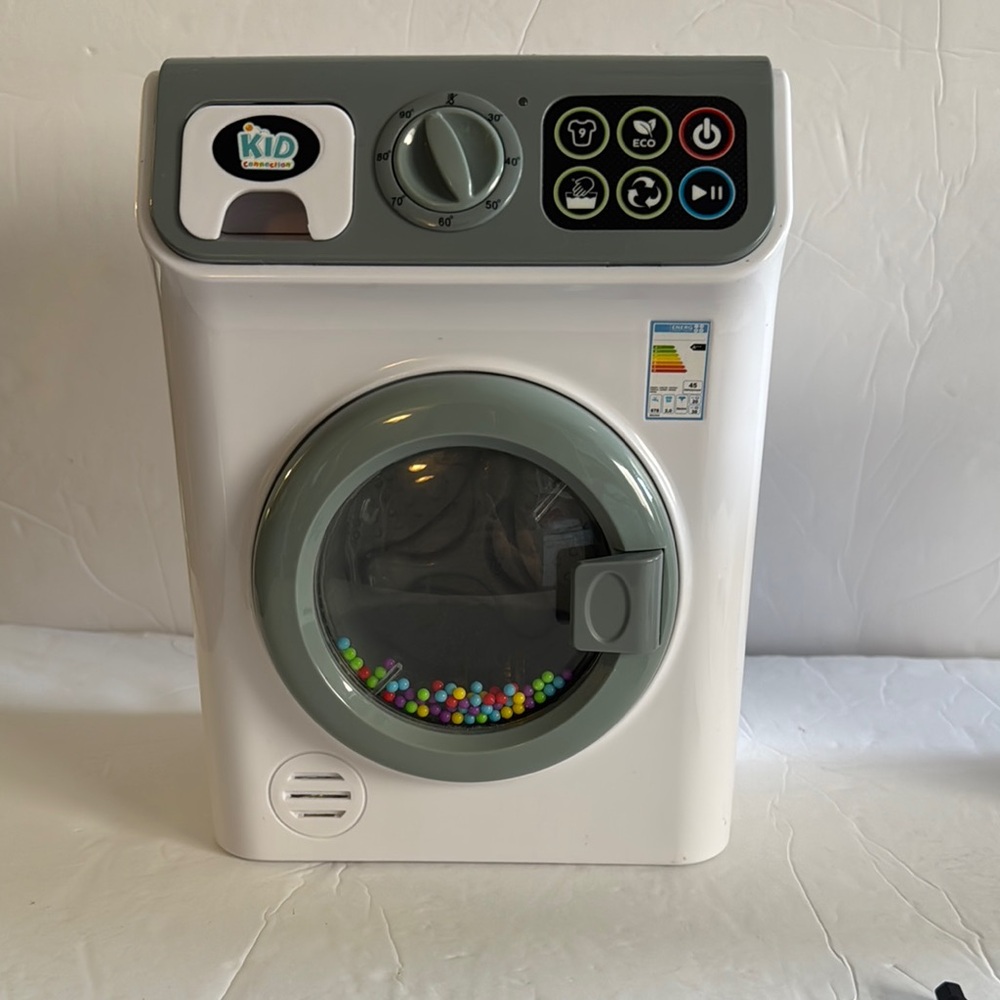 Kids Connection White and Gray Toy Washing Machine.  lights and sounds.